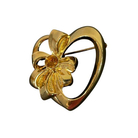 Vintage Goldtone Brooch Pin Heart Shape with Bow Orange Crystal 1.5 Inch - Picture 4 of 6